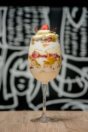 Imagen del bar/restaurante del Hotel Ibis Cali Granada. Foto 6