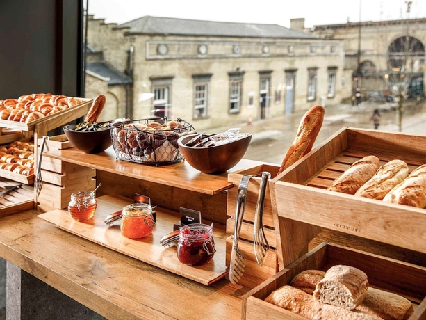 Imagen del bar/restaurante del Hotel Ibis Cambridge Central Station. Foto 3