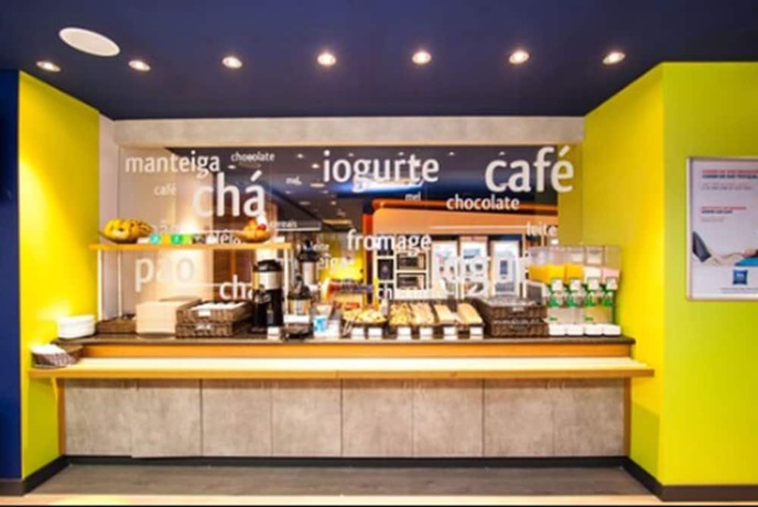 Imagen del bar/restaurante del Hotel Ibis Campo Grande. Foto 9