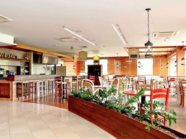 Imagen del bar/restaurante del Hotel Ibis Campo Grande. Foto 11