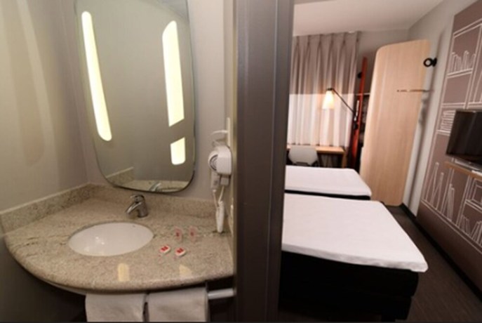 Imagen de la habitación del Hotel Ibis Campo Grande. Foto 18