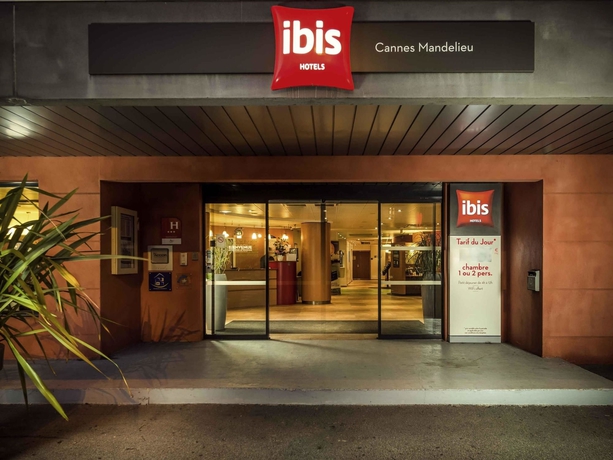 Imagen general del Hotel Ibis Cannes Mandelieu. Foto 2