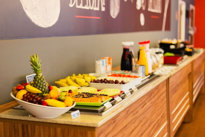 Imagen del bar/restaurante del Hotel Ibis Canoas Shopping. Foto 5