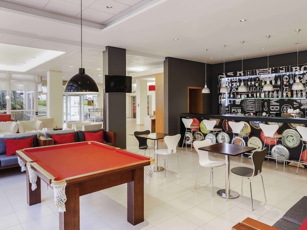 Imagen del bar/restaurante del Hotel Ibis Canoas Shopping. Foto 8