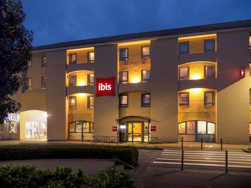Imagen general del Hotel Ibis Carcassonne Centre La Cit&eacute;. Foto 1
