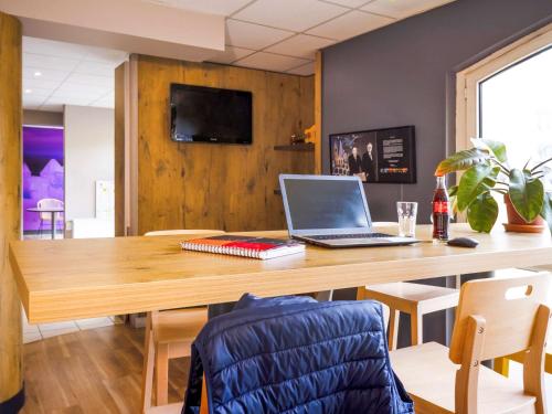 Imagen de los interiores del Hotel Ibis Carcassonne Centre La Cit&eacute;. Foto 11