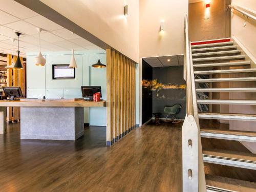 Imagen de los interiores del Hotel Ibis Carcassonne Est La Cit&eacute;. Foto 8