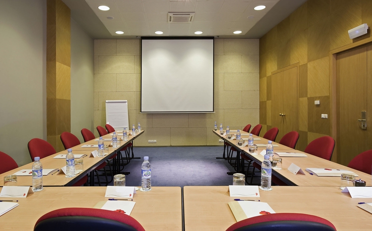 Imagen de los interiores del Hotel Ibis Casablanca City Center. Foto 14