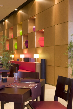 Imagen del bar/restaurante del Hotel Ibis Casablanca City Center. Foto 5