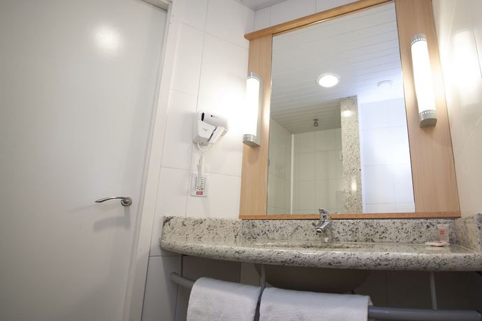 Imagen de la habitación del Hotel Ibis Cascavel. Foto 11