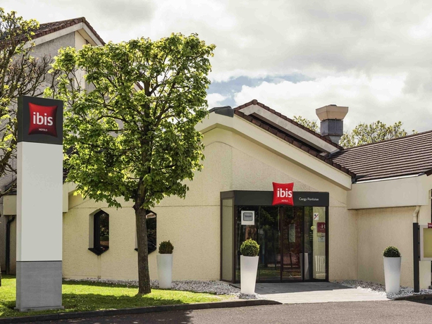 Imagen de los exteriores del Hotel Ibis Cergy Pontoise Le Port. Foto 13