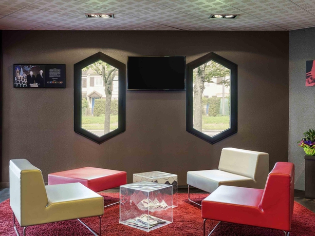 Imagen de los exteriores del Hotel Ibis Cergy Pontoise Le Port. Foto 14