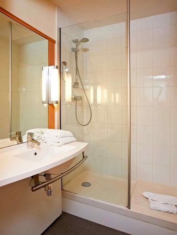 Imagen de la habitación del Hotel Ibis Chalon Sur Saone Europe. Foto 12