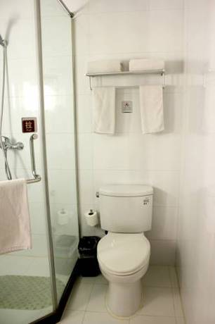 Imagen de la habitación del Hotel Ibis Chengdu Chunxi Road. Foto 5