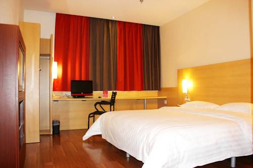 Imagen de la habitación del Hotel Ibis Chengdu Chunxi Road. Foto 9