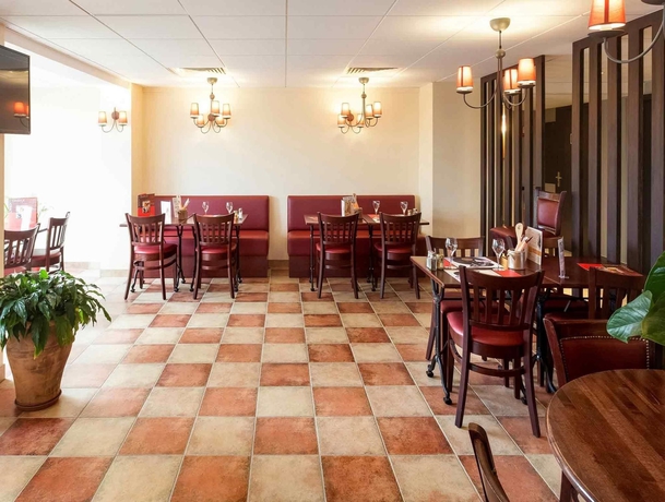 Imagen de los interiores del Hotel Ibis Cherbourg La Glacerie. Foto 15