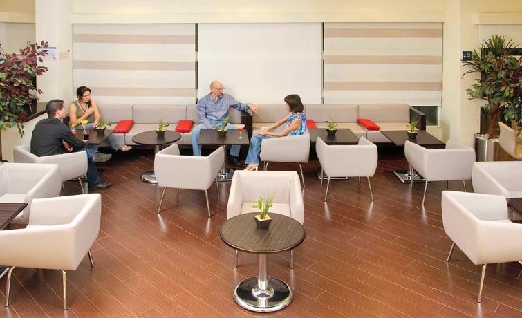 Imagen general del Hotel Ibis Chihuahua. Foto 2