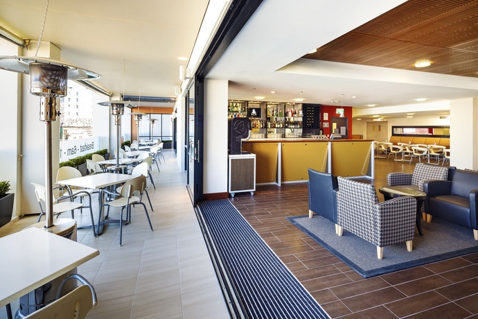 Imagen del bar/restaurante del Hotel Ibis Christchurch. Foto 3