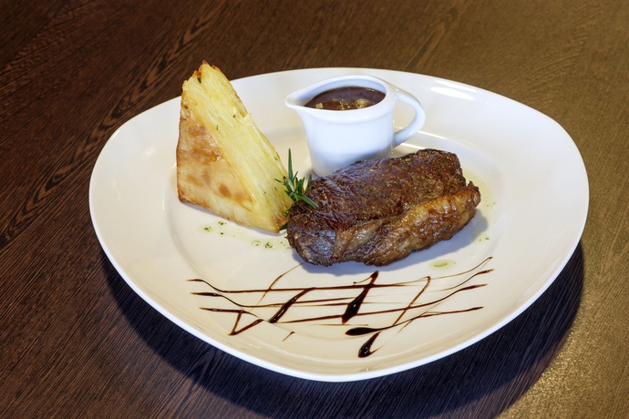 Imagen del bar/restaurante del Hotel Ibis Christchurch. Foto 9