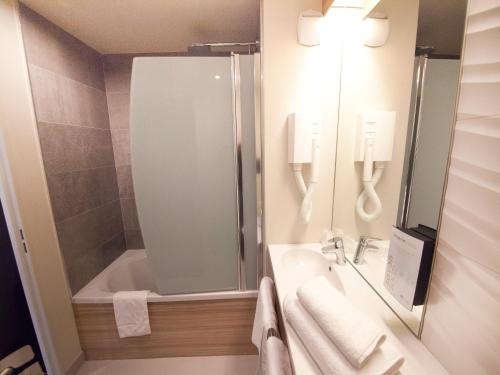 Imagen general del Hotel Ibis Clermont-Ferrand Centre Stade. Foto 3