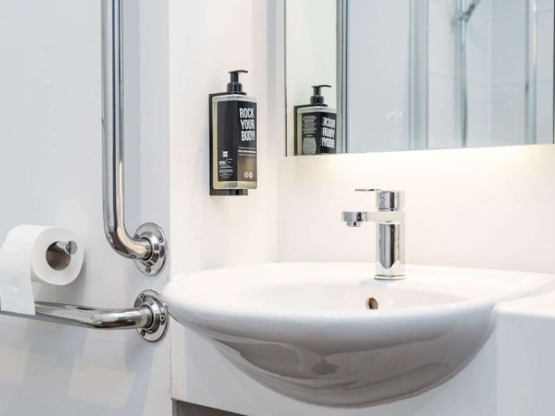 Imagen de la habitación del Hotel Ibis Coleraine Riverside. Foto 18