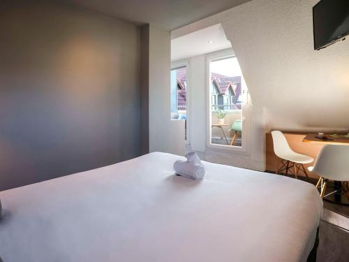 Imagen de la habitación del Hotel Ibis Colmar Centre. Foto 8