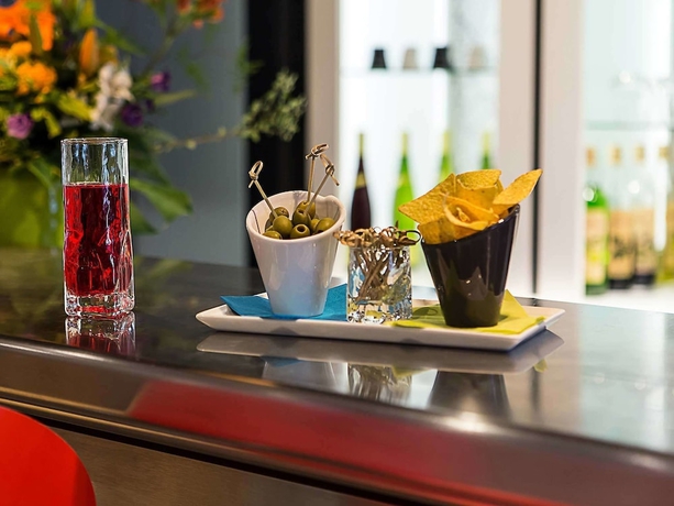 Imagen del bar/restaurante del Hotel Ibis Colmar Centre. Foto 11