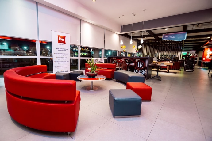Imagen de los interiores del Hotel Ibis Concepcion. Foto 17