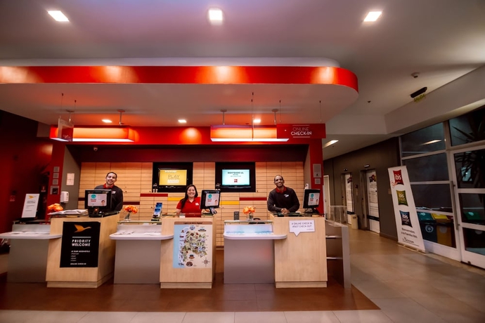 Imagen de los interiores del Hotel Ibis Concepcion. Foto 18