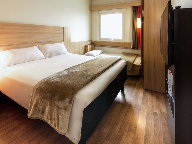 Imagen de la habitación del Hotel Ibis Concepcion. Foto 9