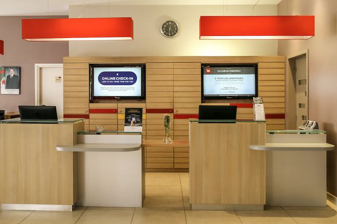 Imagen de los interiores del Hotel Ibis Constantine. Foto 18