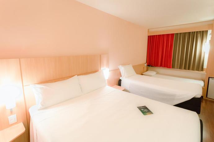 Imagen general del Hotel Ibis Copacabana Posto 2. Foto 11