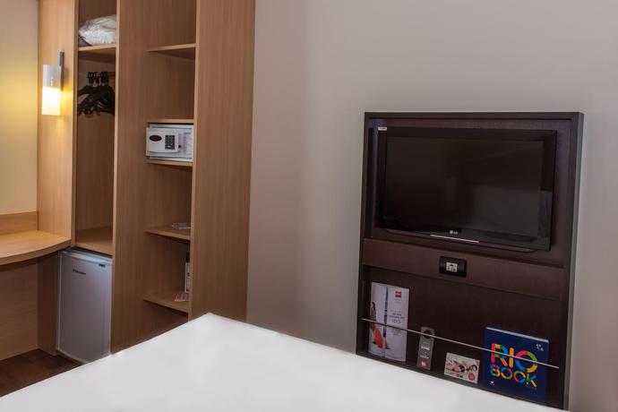 Imagen general del Hotel Ibis Copacabana Posto 2. Foto 12