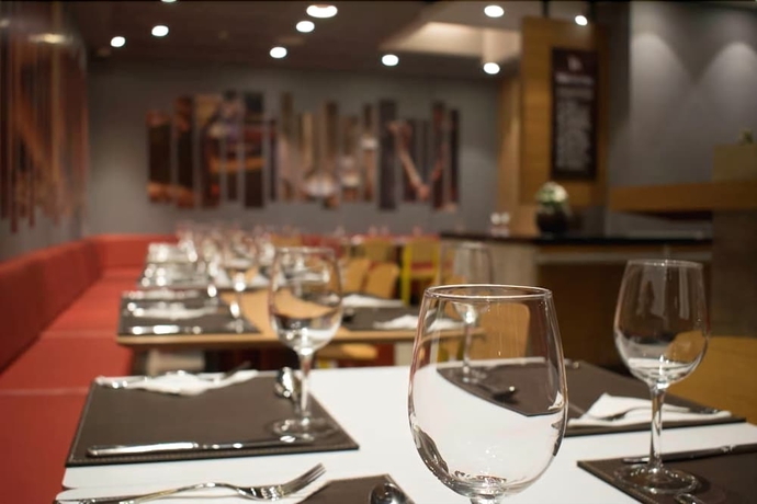 Imagen del bar/restaurante del Hotel Ibis Copiapo. Foto 5