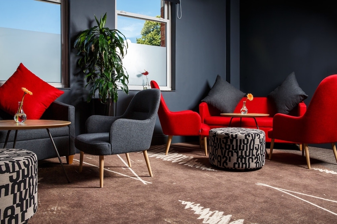 Imagen de los interiores del Hotel Ibis Coventry Centre. Foto 19