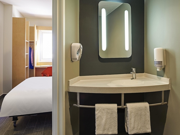 Imagen de la habitación del Hotel Ibis Culiacan. Foto 15