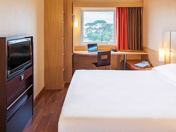 Imagen de la habitación del Hotel Ibis Curitiba Aeroporto. Foto 10