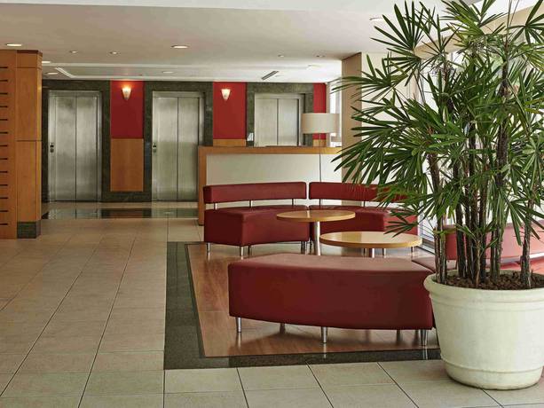 Imagen de los interiores del Hotel Ibis Curitiba Batel. Foto 16