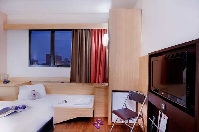 Imagen de la habitación del Hotel Ibis Curitiba Shopping. Foto 11