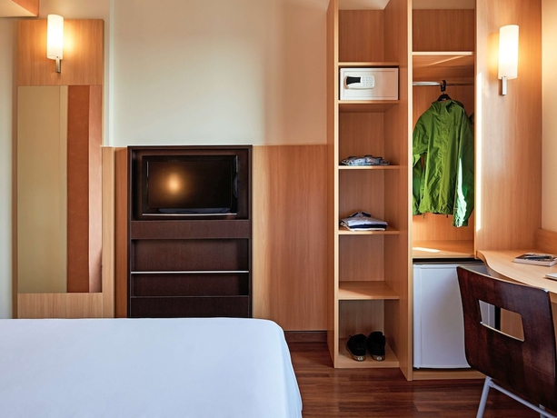 Imagen de la habitación del Hotel Ibis Curitiba Shopping. Foto 14