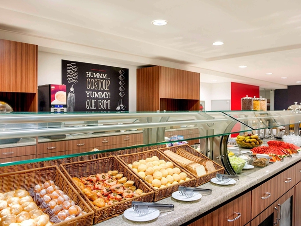 Imagen del bar/restaurante del Hotel Ibis Curitiba Shopping. Foto 7