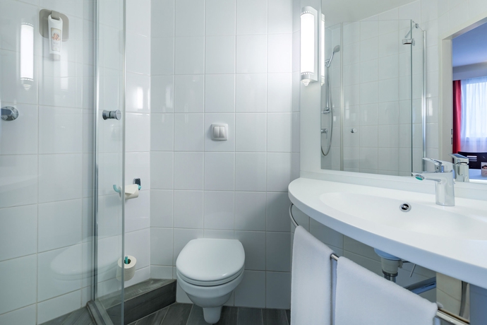 Imagen de la habitación del Hotel Ibis Czestochowa. Foto 12