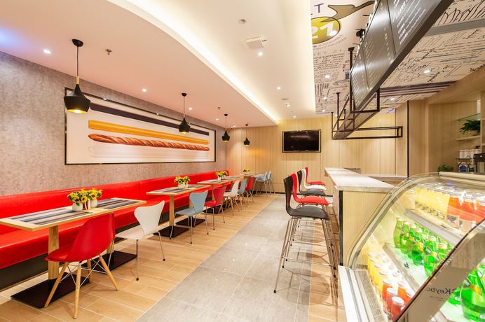Imagen del bar/restaurante del Hotel Ibis Dalian Xinghai Park. Foto 5