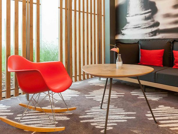 Imagen de los interiores del Hotel Ibis De Haan. Foto 17