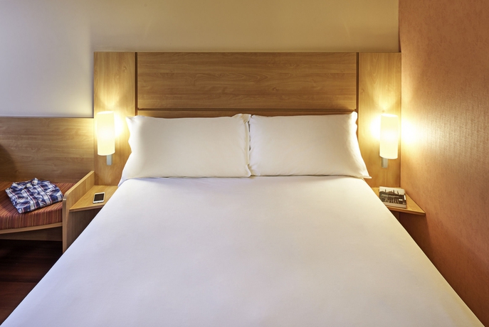 Imagen de la habitación del Hotel Ibis Deauville Centre. Foto 11