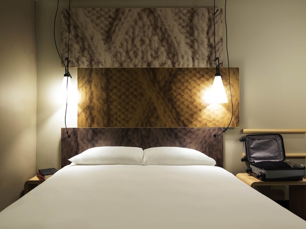 Imagen de la habitación del Hotel Ibis Den Haag City Centre. Foto 17