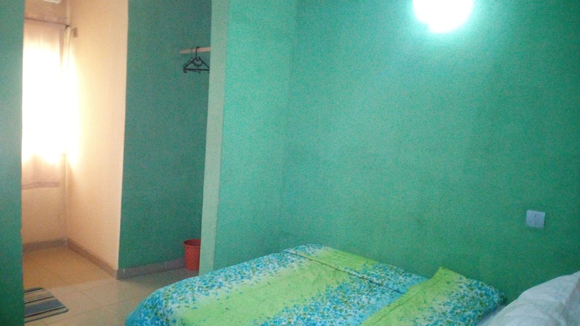 Imagen de la habitación del Hotel Ibis Diamond. Foto 12