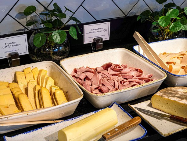 Imagen del bar/restaurante del Hotel Ibis Dole Sud Choisey. Foto 4