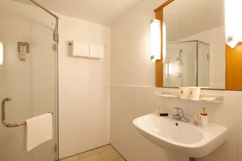 Imagen de la habitación del Hotel Ibis Dongguan Dongcheng. Foto 8