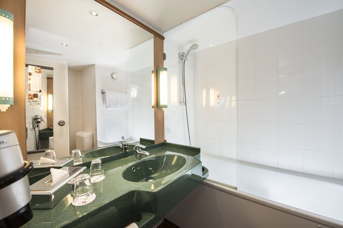 Imagen de la habitación del Hotel Ibis Dortmund West. Foto 7